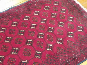 hand knotted wool Rug 4274 size 208 x 111 cm approx Iran