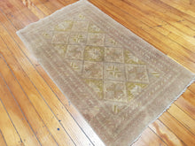 Load image into Gallery viewer, Hand knotted wool Rug 7242 size 175 x 104 cm Afghanistan