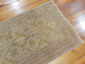 Hand knotted wool Rug 7242 size 175 x 104 cm Afghanistan