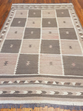 Load image into Gallery viewer, Hand knotted wool Rug 7191 size 293 x 199 cm Afghanistan