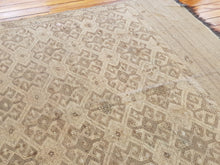 Load image into Gallery viewer, Hand knotted wool Rug 7226 size 311 x 208 cm Afghanistan