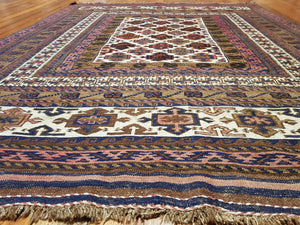 Rug 235190  size 235 x 190 cm