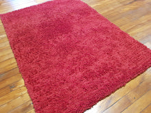 Load image into Gallery viewer, 100% wool Super shaggy red size 160 x 230 cm