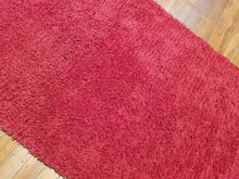 Load image into Gallery viewer, 100% wool Super shaggy red size 160 x 230 cm