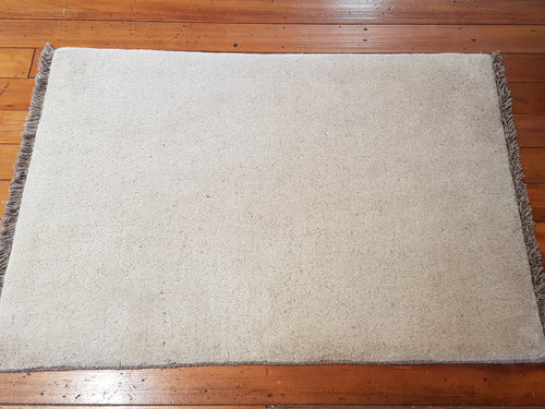 Hand knotted wool Rug 101 size 113 x 84 cm