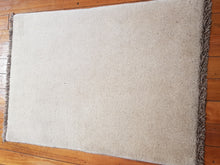 Load image into Gallery viewer, Hand knotted wool Rug 101 size 113 x 84 cm