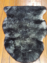 Load image into Gallery viewer, Moroccan sheep skin ,black &amp; grey color