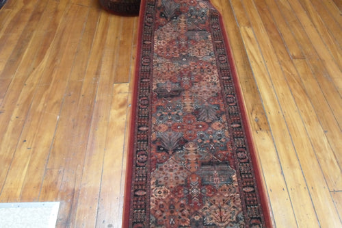 Cut to required length.100% wool  Kasghai 4309 300  runner 67 cm  width Belgium